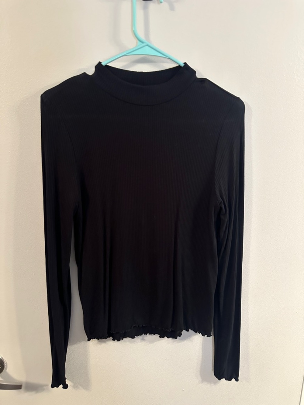 Black Lightweight Ribbed Long-Sleeve Top with Mock Turtleneck